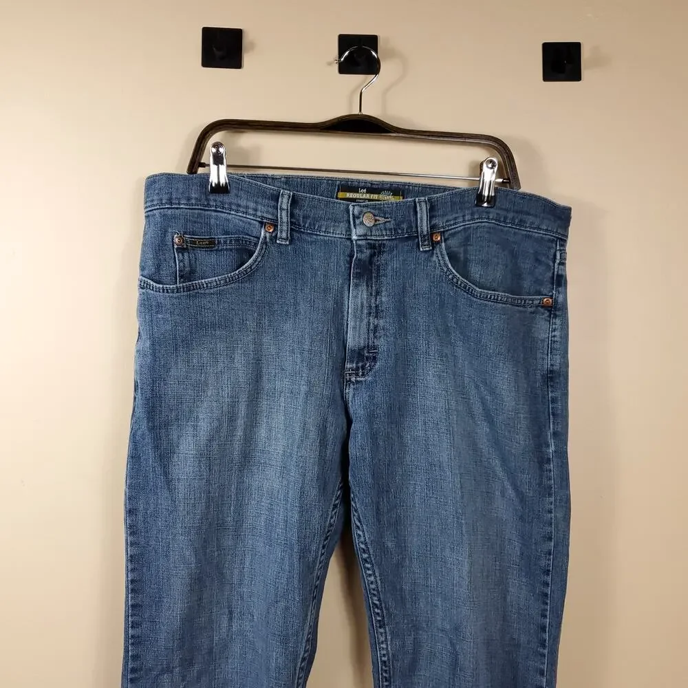 Lee gently used